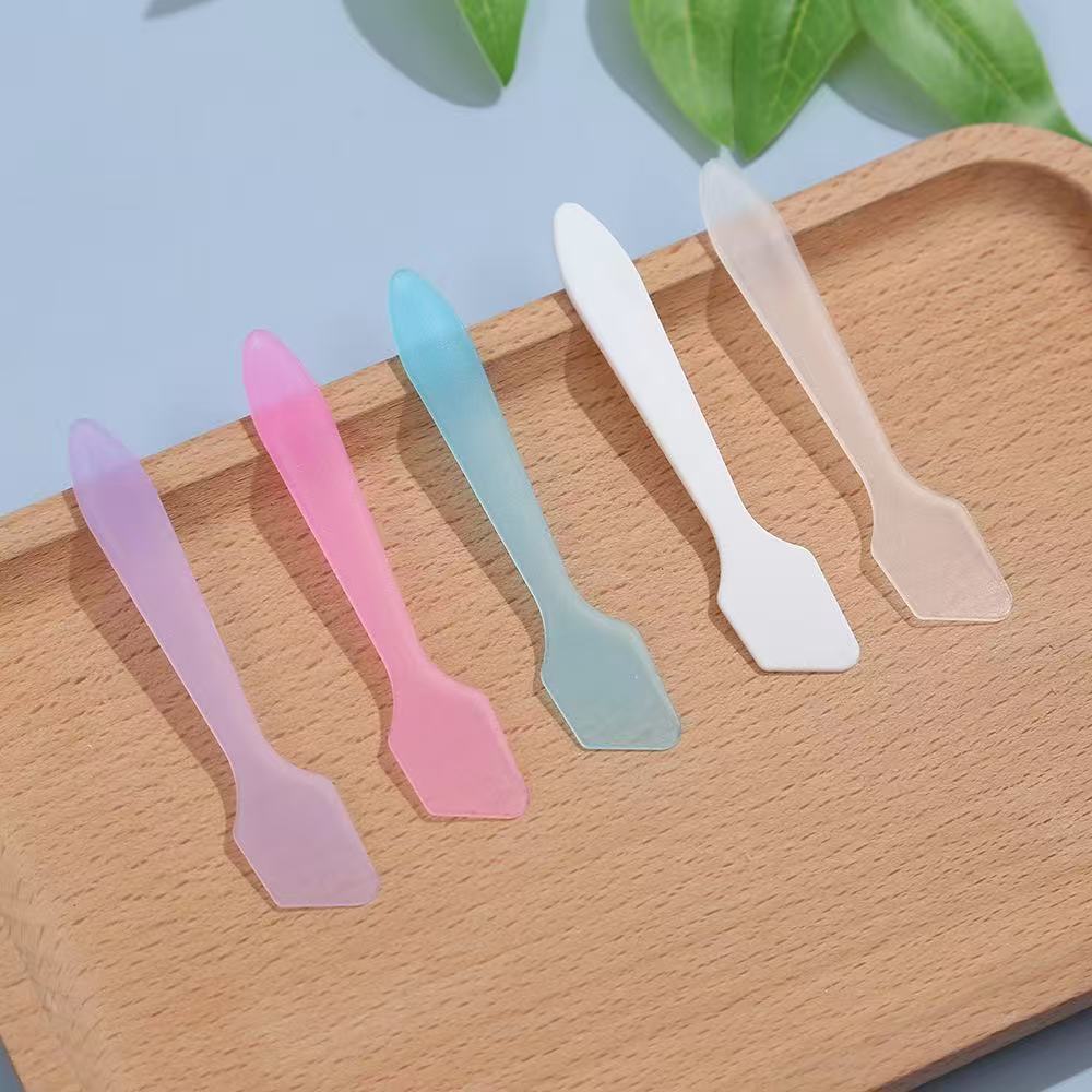 DIY Face Mask Mixing Spatulas