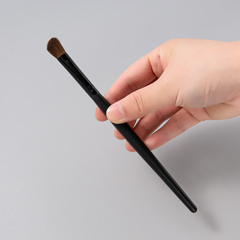 Precision Eyeshadow Blending & Detail Brush